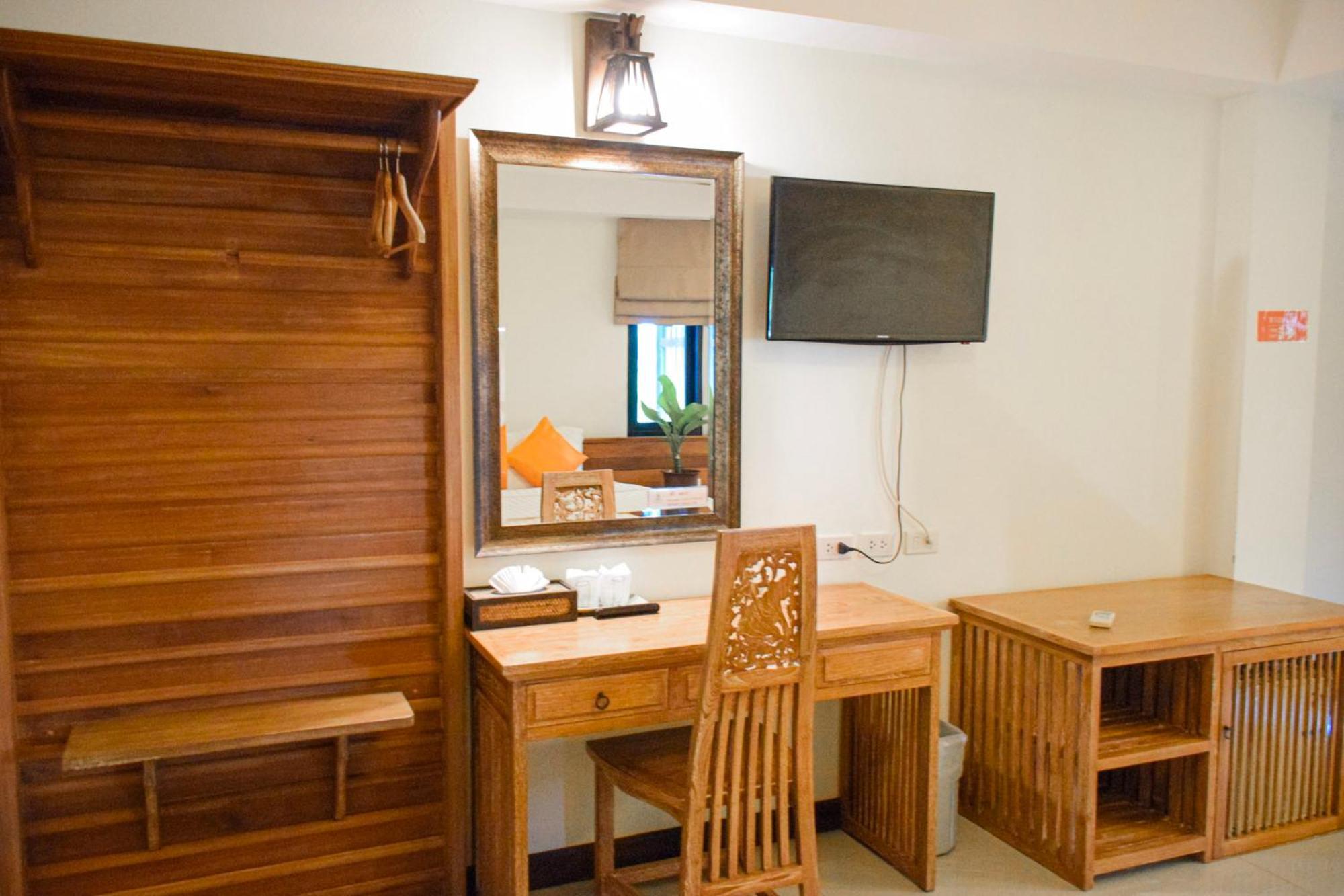 Chivapuri Trat Hotel Стая снимка